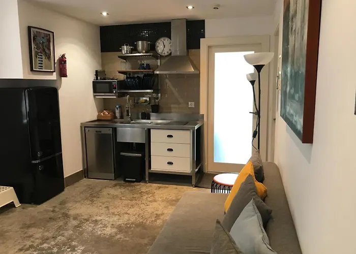 Urban House Siurot 33 Acomodação com café da manhã Sevilha