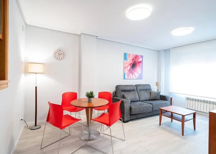 Apartamentos GO - Génova Parquesol - Parking Gratuito-Zona libre de bajas emisiones