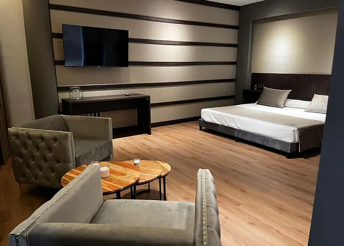 Hotel Reyes Ziries Albolote
