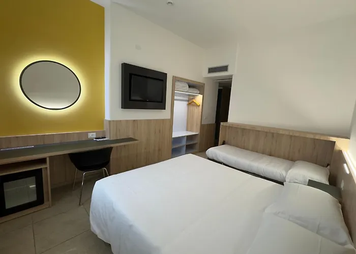 Hotel Holidays