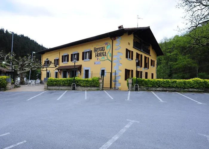 Hotel Rural Bereau Lesaka