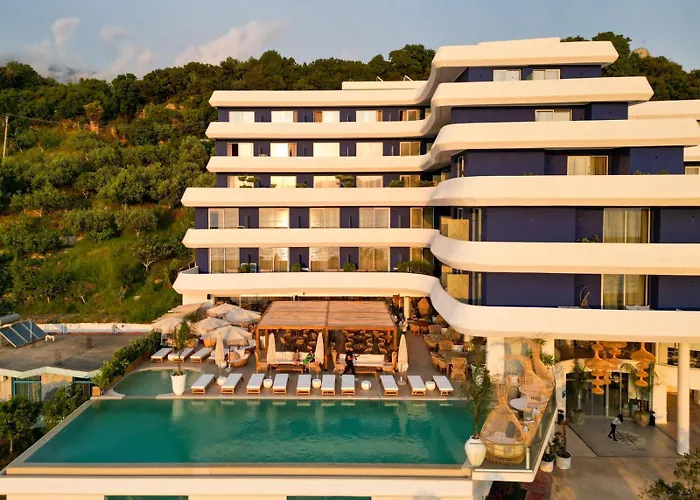 Hotel Regina Blu Radhimë