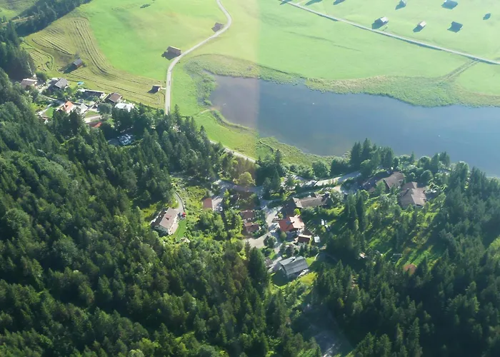 Bäckeralm© - B&B 16 + Mittenwald