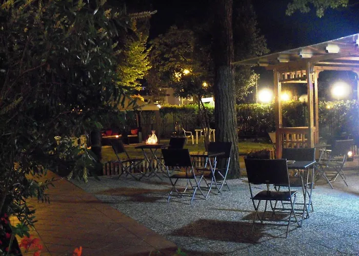 Hotel Storyville Business & Holiday - Special Offers Cinquale
