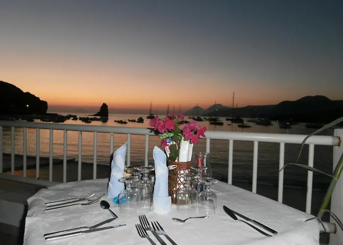 Hotel Conti Vulcano 