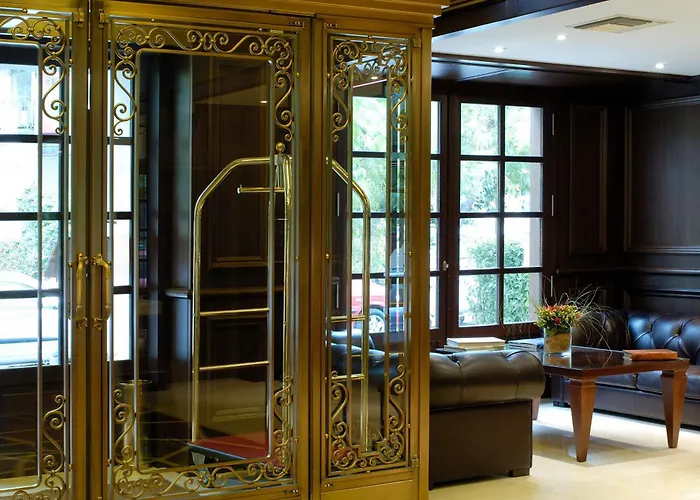 Hera Hotel Atene