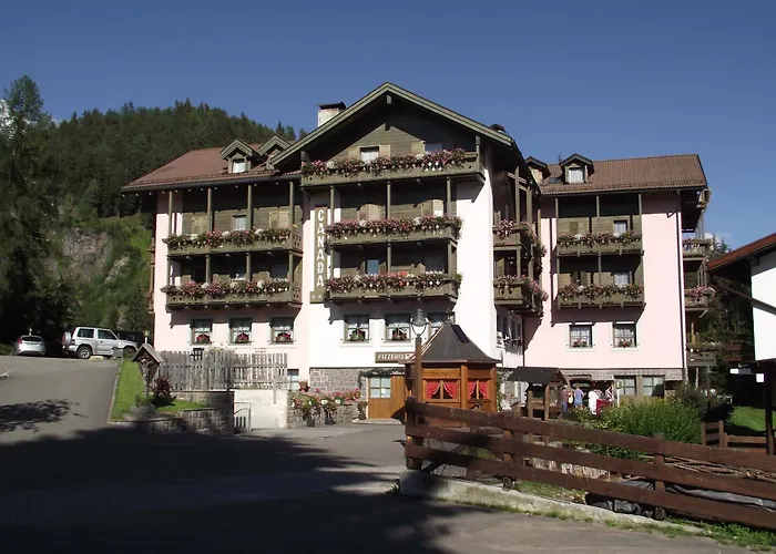 Hotel Canada Predazzo
