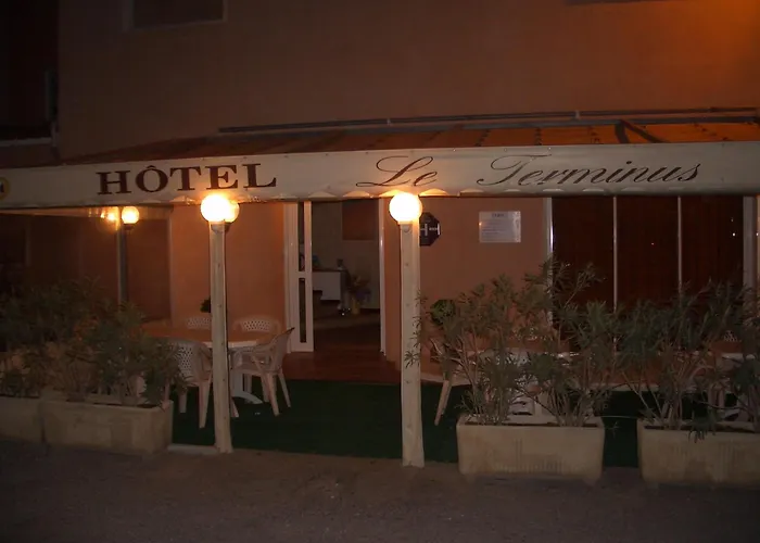 Hotel Le Terminus Le Lavandou