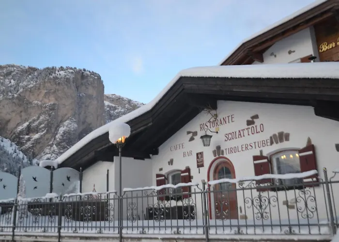 Hotel Scoiattolo Selva di Val Gardena