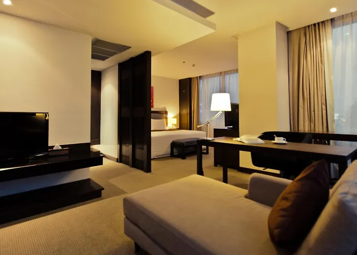 Sunee Grand Hotel And Convention Center