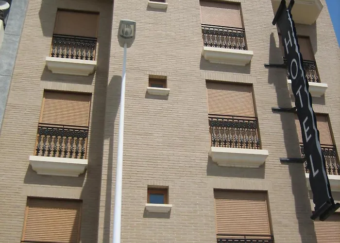 Hotel Dona Isabel Torre del Pla 