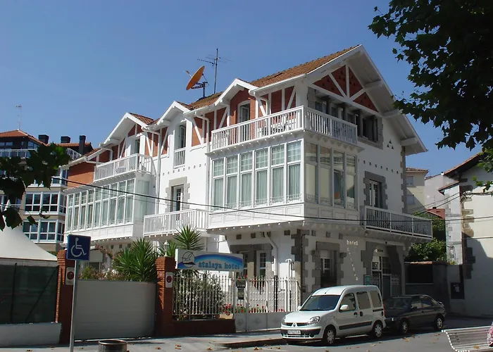 Hotel Atalaya- Free Parking Gratuito Mundaka