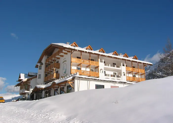 Hotel Cristallo Passo San Pellegrino