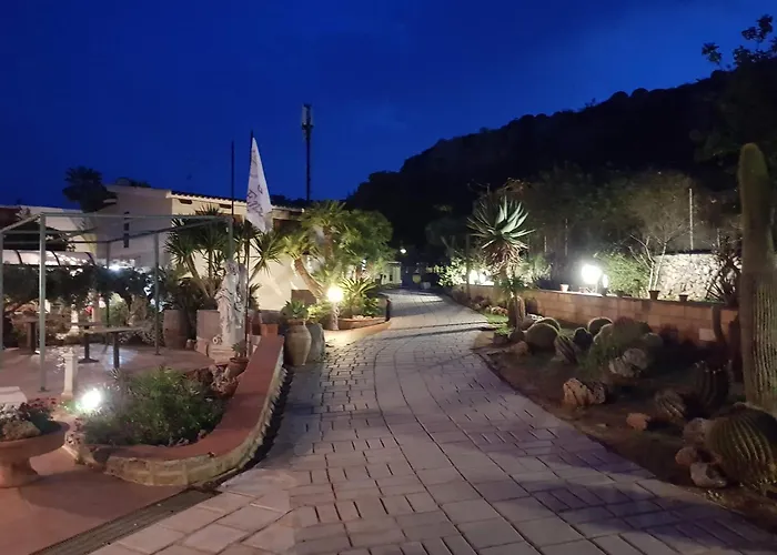 Federico Re Residence