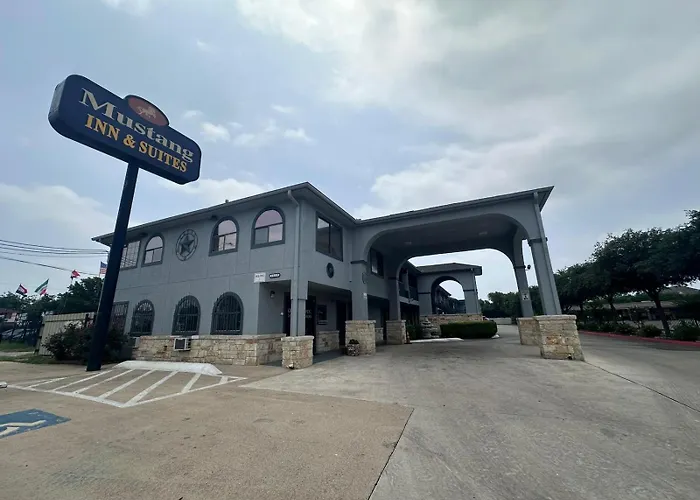 Mustang Inn And Suites San Antonio