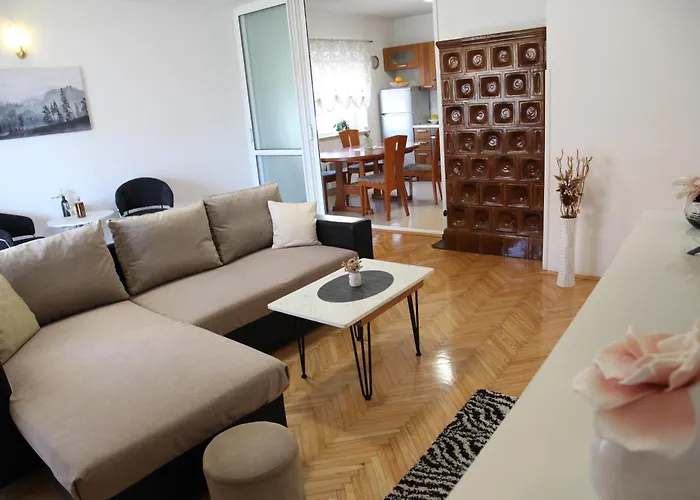 Apartments Kresan Zara