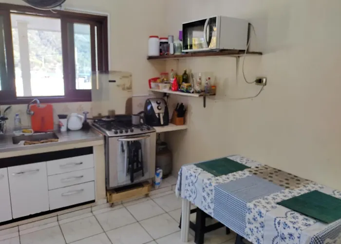 Casa Completa Piso Superior Em Frente Ao Canal E Ao Lado Da Balsa De Bertioga