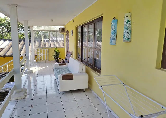 Casa Completa Piso Superior Em Frente Ao Canal E Ao Lado Da Balsa De Bertioga