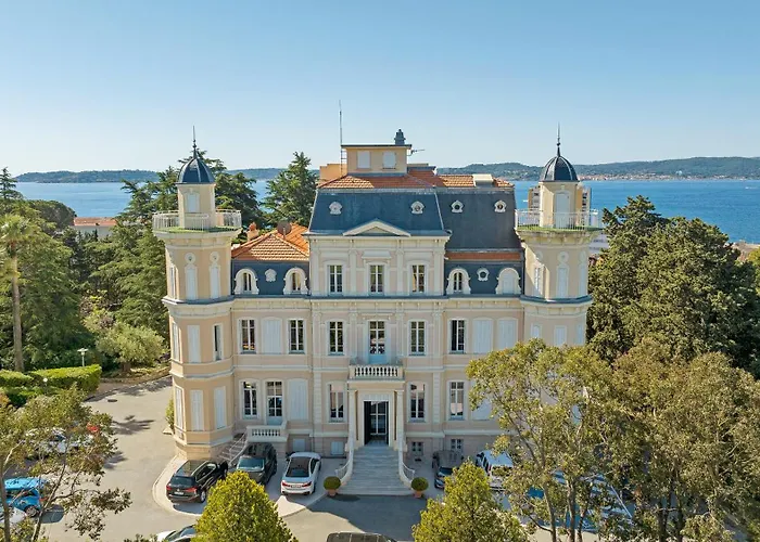 Hotel Les Tourelles