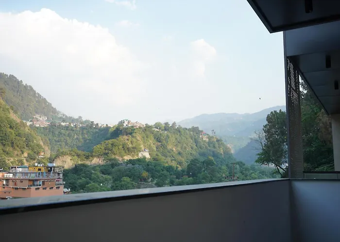 Jannat Hotel