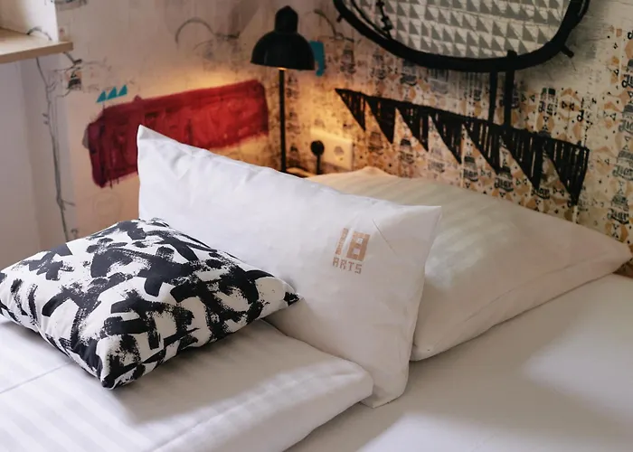 18Arts Hotel - Living In A Gallery! Keulen