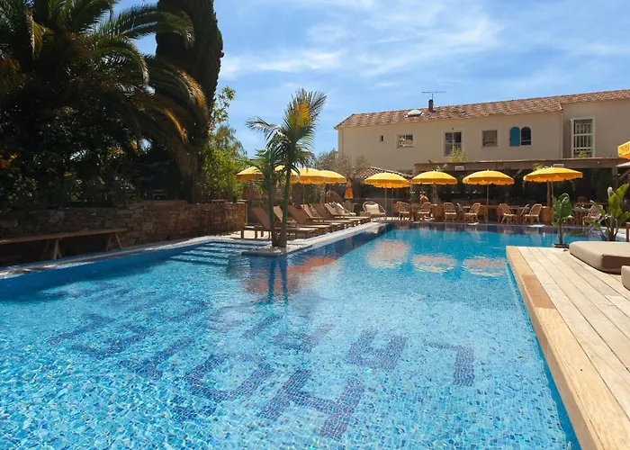 Hôtel La Piscine