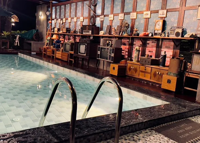Plaiphu Pool Villas