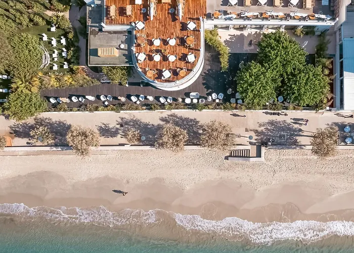 Grand Hotel Des Sablettes Plage, Curio Collection By Hilton La Seyne-sur-Mer