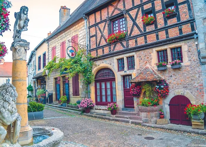 Logis Grand Hôtel Bourbon-Lancy