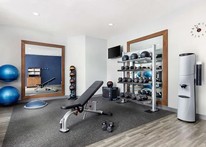 Hampton Inn & Suites Fort Wayne-North