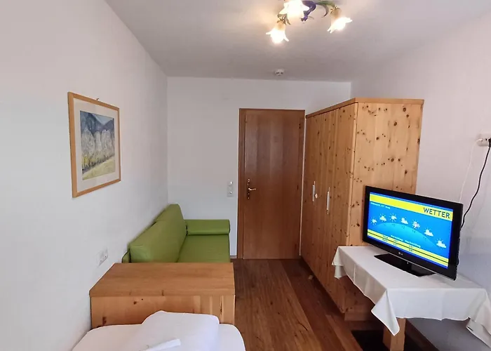 Hotel Am Roemerweg Fiss
