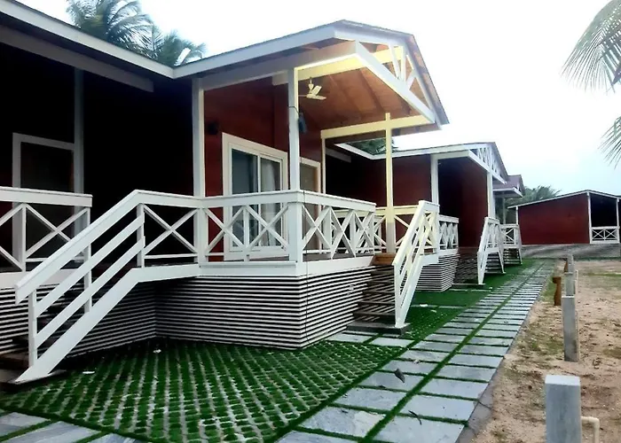 Bangaram Island Beach Resort Wooden Hut