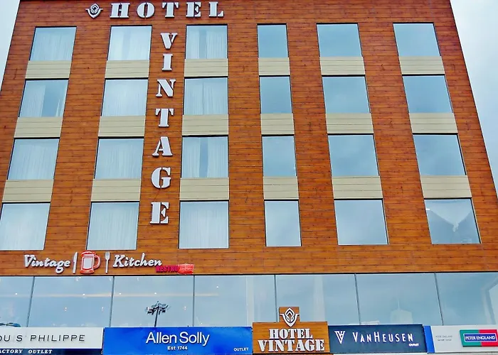 Hotel Vintage Zirakpur Chandigarh