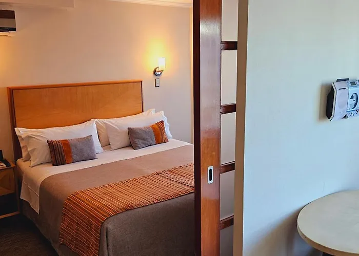 Rq Santiago Aparthotel