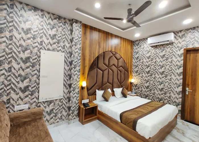 Hotel Gs Grand Amritsar