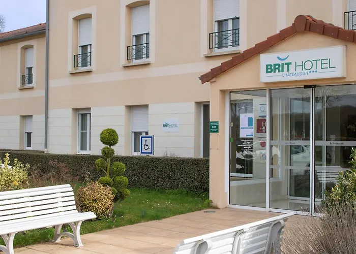 Hôtel Logis Entre Beauce et Perche