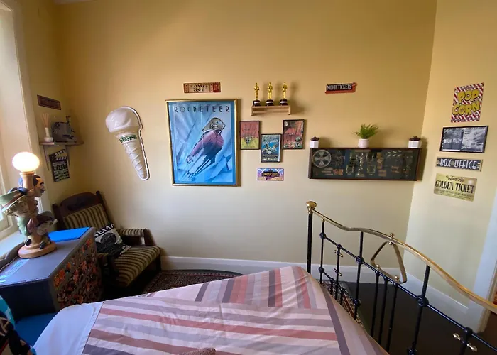 Commercial Hotel Kaniva Call To Save Dollars