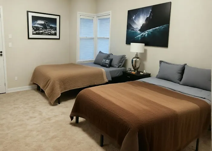 Stayspro - Hollywood Homes Minutes To Everything Spacious And Free Parking