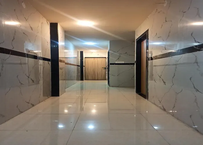 Hotel New Delhi Jalgaon