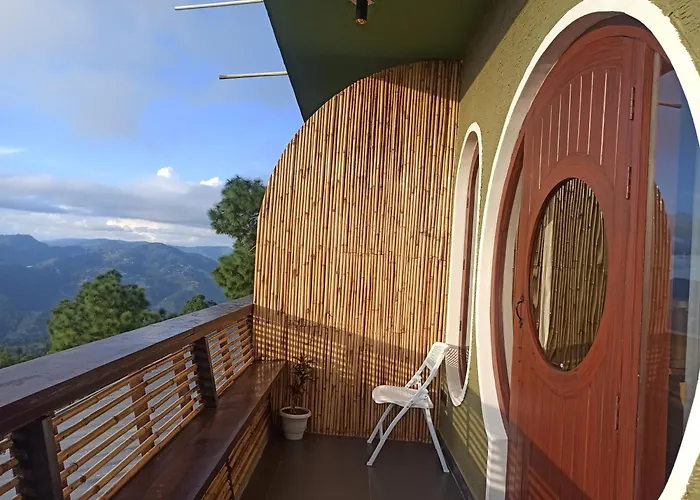 Himalayan Hobbit House