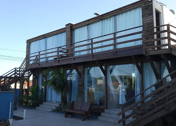 Villas de Portugal - Apartamento com suíte e Varanda Gourmet, Piscina - Praia do Ervino Sao Francisco do Sul