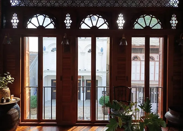 Kluenngam Cafe & Stay