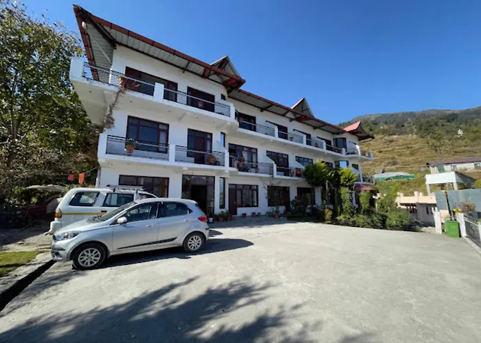 Goroomgo Hotel Vijay Mount View Resort Munsyari Near Airport