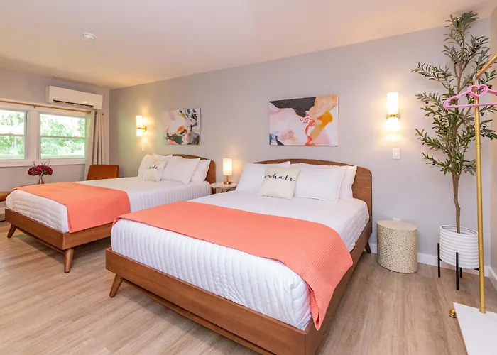Dogwood Boutique Motel