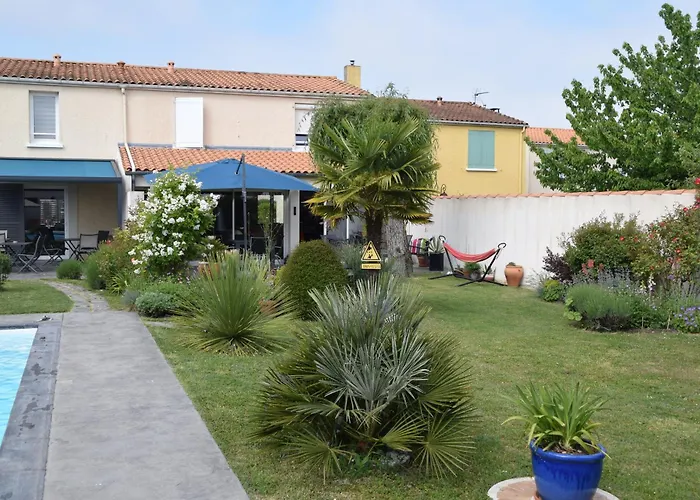 La Villa 13&15