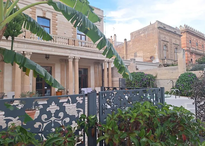 Dimora Charleston Lecce parcheggio privato in loco gratis