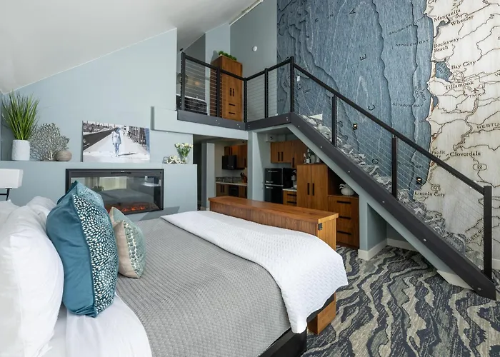 The Seaside Oceanfront Inn