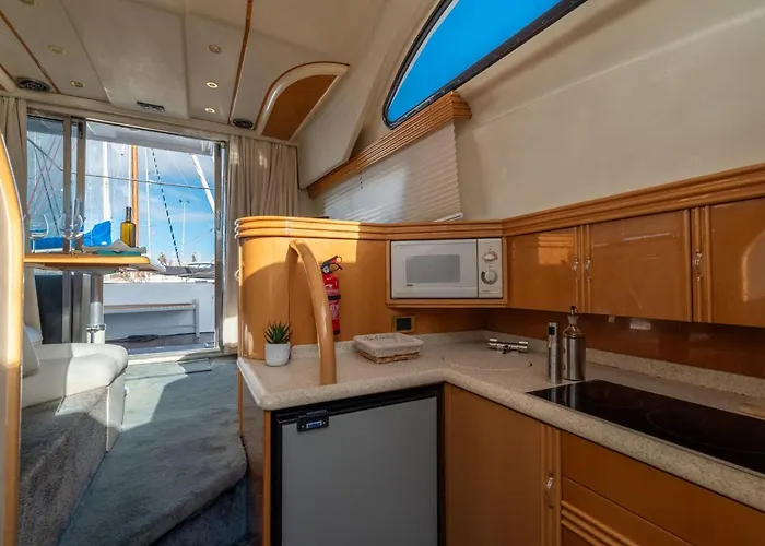 Hotel Barco Experience Vigo