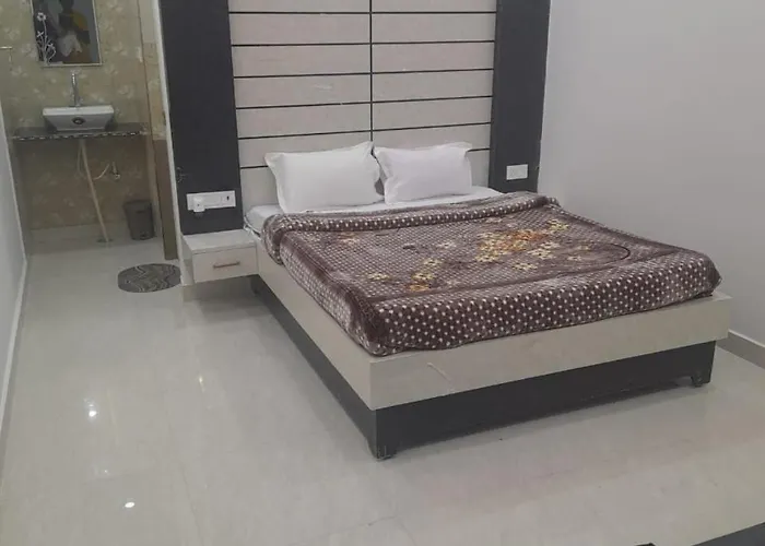 Shyamal Resort