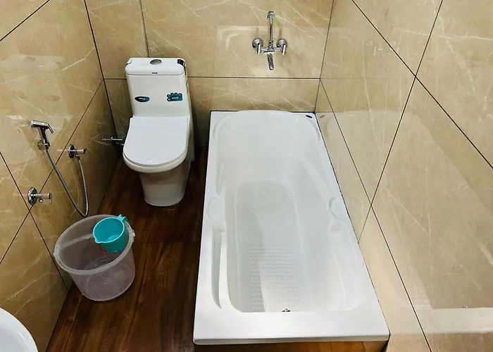 Athirappilly Inn Rooms & Suites